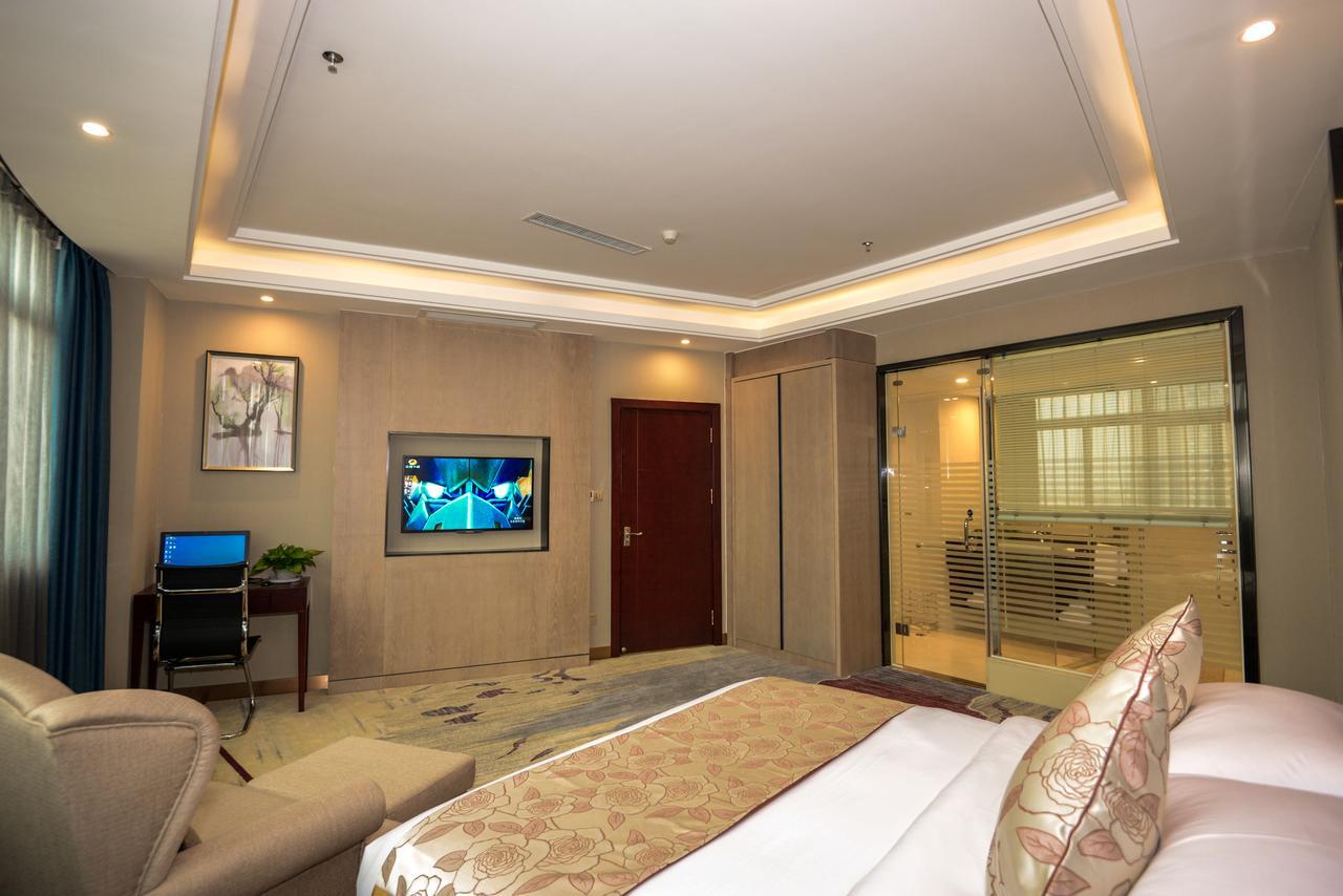 Days Hotel & Suites Shishi Quanzhou  Buitenkant foto
