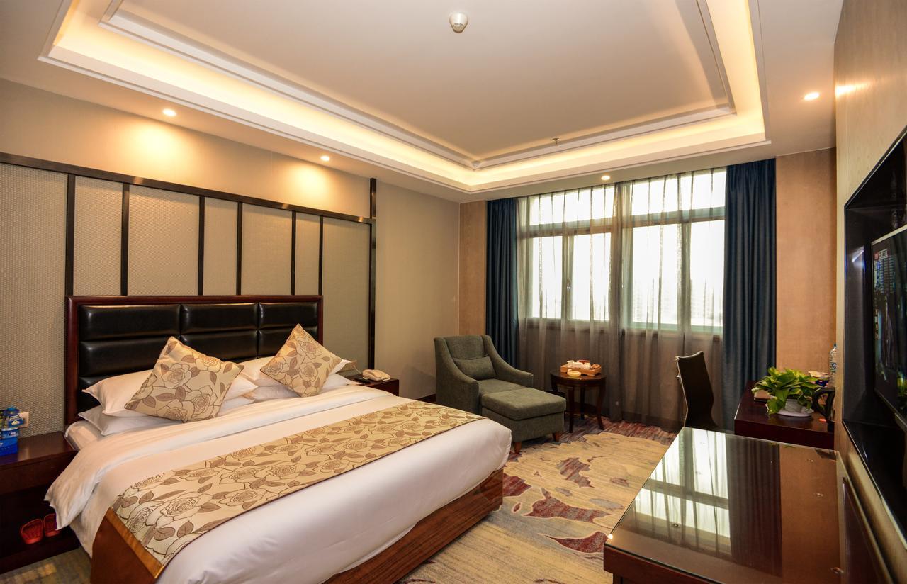 Days Hotel & Suites Shishi Quanzhou  Buitenkant foto
